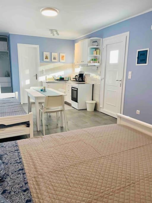 Cozy, Newly Renovated Apartment In Gavrio. מראה חיצוני תמונה